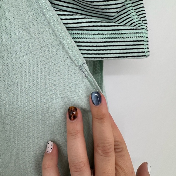 Lululemon No Limits Mint Green Tank with Shelf Bra - Picture 6 of 7